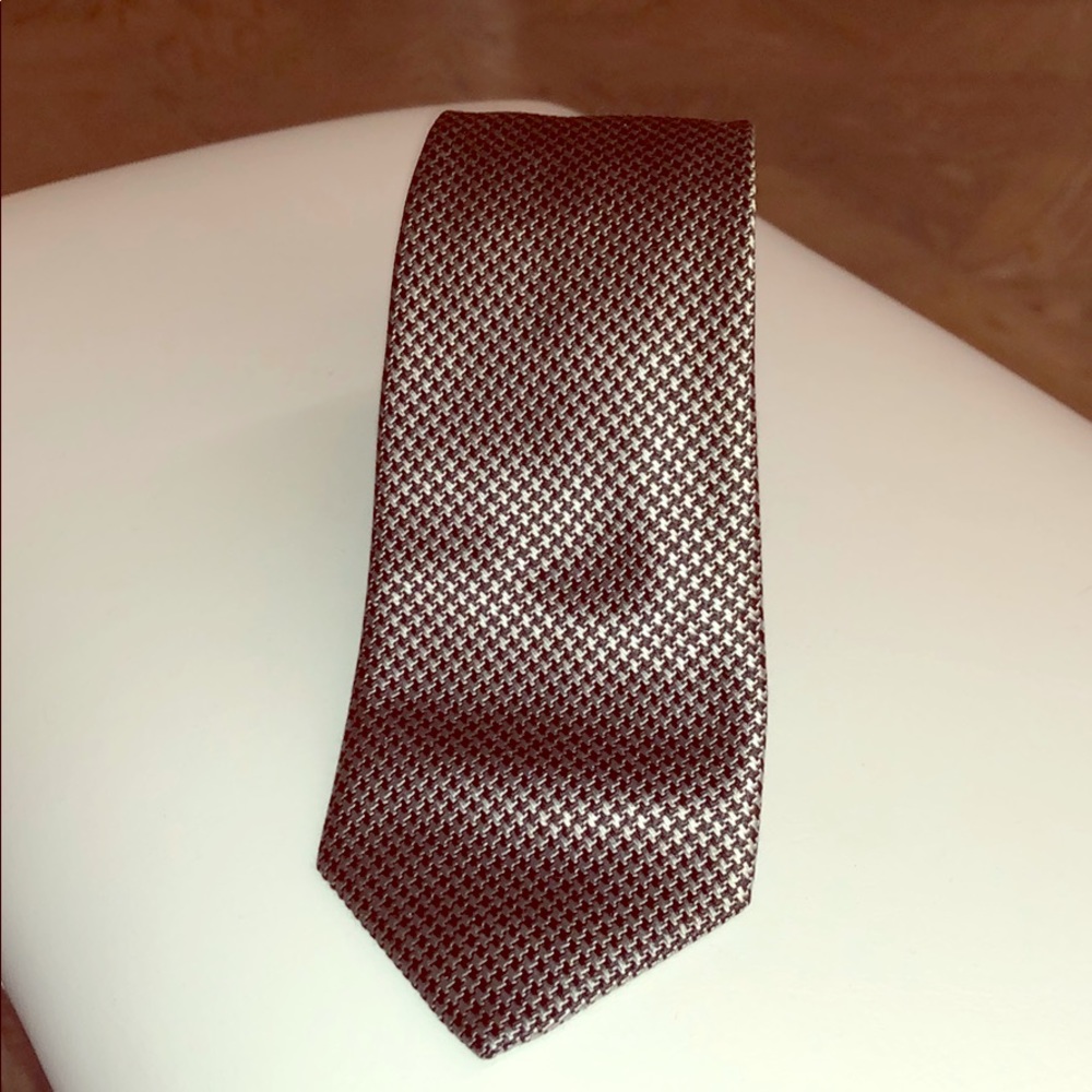 Express Design Studio Tie